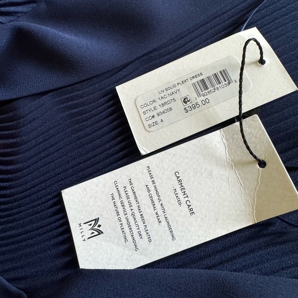 Milly
Liv Pleated Dress - Picture 6 of 6